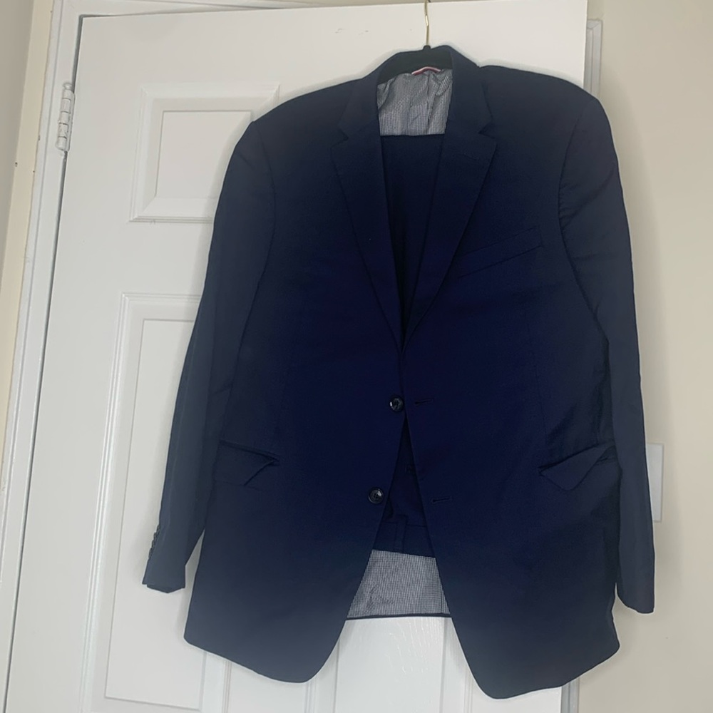 Tommy Hilfiger set with suit blazer and pants to match